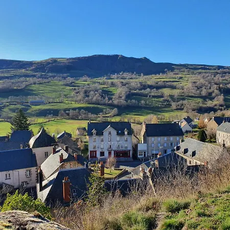 Grand De La Vallée Hotel 2*