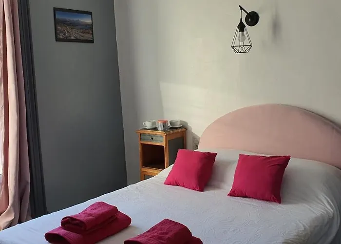 Grand De La Vallee 2* Cheylade