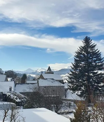 Grand De La Vallee Hotel 2*